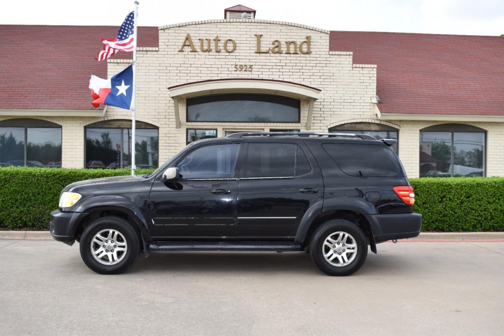 2004 Black /Black Toyota Sequoia Limited 2WD (5TDZT38A14S) with an 4.7L V8 DOHC 32V engine, 4-Speed Automatic Overdrive transmission, located at 5925 E. BELKNAP ST., HALTOM CITY, TX, 76117, (817) 834-4222, 32.803799, -97.259003 - Photo#0