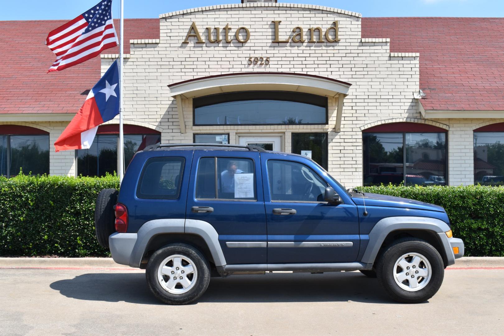 2005 Blue /Gray Jeep Liberty (1J4GK48K65W) with an 6 cylinder 3.71L engine, 4 SPEED AUTOMATIC transmission, located at 5925 E. BELKNAP ST., HALTOM CITY, TX, 76117, (817) 834-4222, 32.803799, -97.259003 - Buying a 2005 Jeep Liberty can offer several benefits: Off-road Capability: The Jeep Liberty is known for its ruggedness and off-road capability. It's equipped with features like four-wheel drive, solid axles, and ample ground clearance, making it suitable for tackling various terrains. Reliab - Photo#3