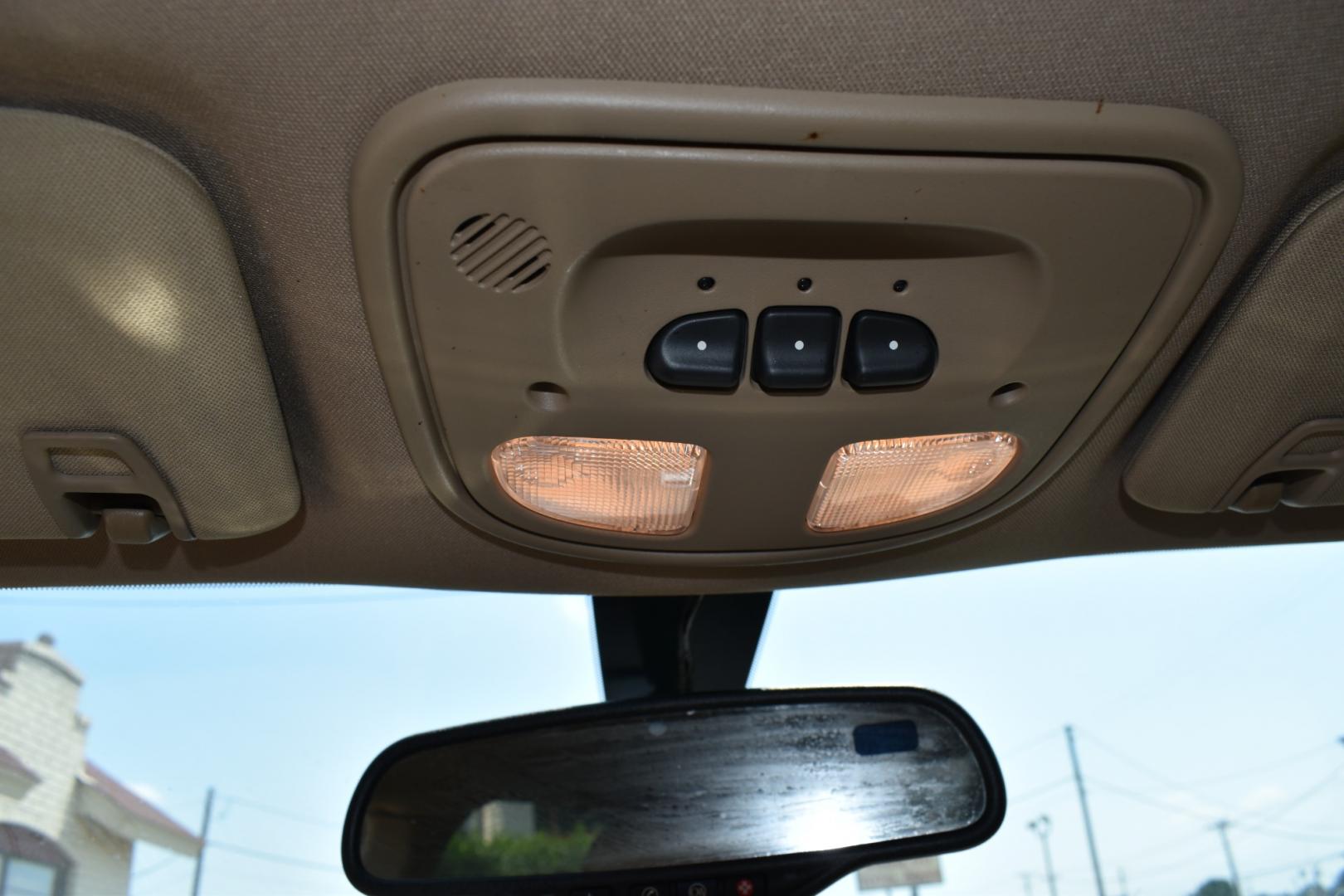 2009 White /Tan Chevrolet Malibu (1G1ZJ57B19F) with an 4 2.4L engine, 6-Speed Automatic transmission, located at 5925 E. BELKNAP ST., HALTOM CITY, TX, 76117, (817) 834-4222, 32.803799, -97.259003 - Buying a 2009 Chevrolet Malibu offers several benefits: Fuel Efficiency: The 2009 Malibu typically offers good fuel efficiency, especially with its four-cylinder engine options. This makes it an economical choice for daily commuting and long-distance driving. Comfortable Ride: The Malibu is kn - Photo#10