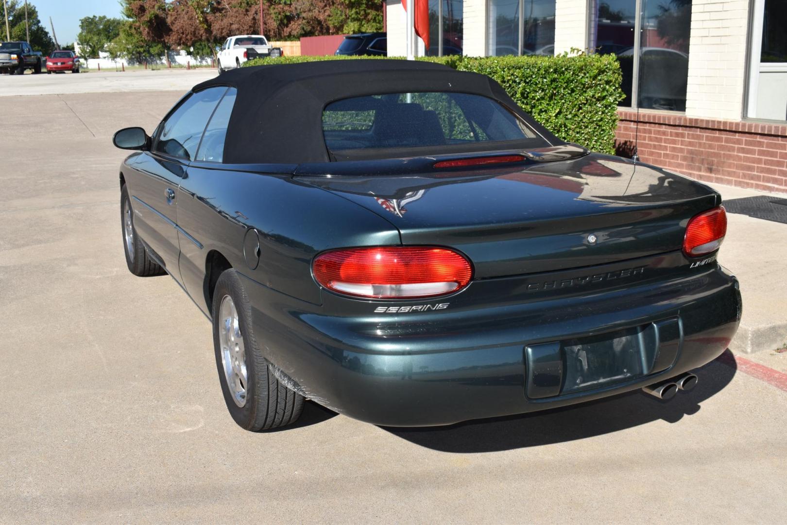 2000 Green /Tan Chrysler Sebring JXi (3C3EL55H7YT) with an 2.5L V6 SOHC 24V engine, 4-Speed Automatic Overdrive transmission, located at 5925 E. BELKNAP ST., HALTOM CITY, TX, 76117, (817) 834-4222, 32.803799, -97.259003 - Buying a 2000 Chrysler Sebring Limited can have several benefits, especially if you're looking for an affordable and stylish used car. Here are some key advantages: Affordability: The 2000 Sebring is typically available at a low price point, making it accessible for budget-conscious buyers. St - Photo#2