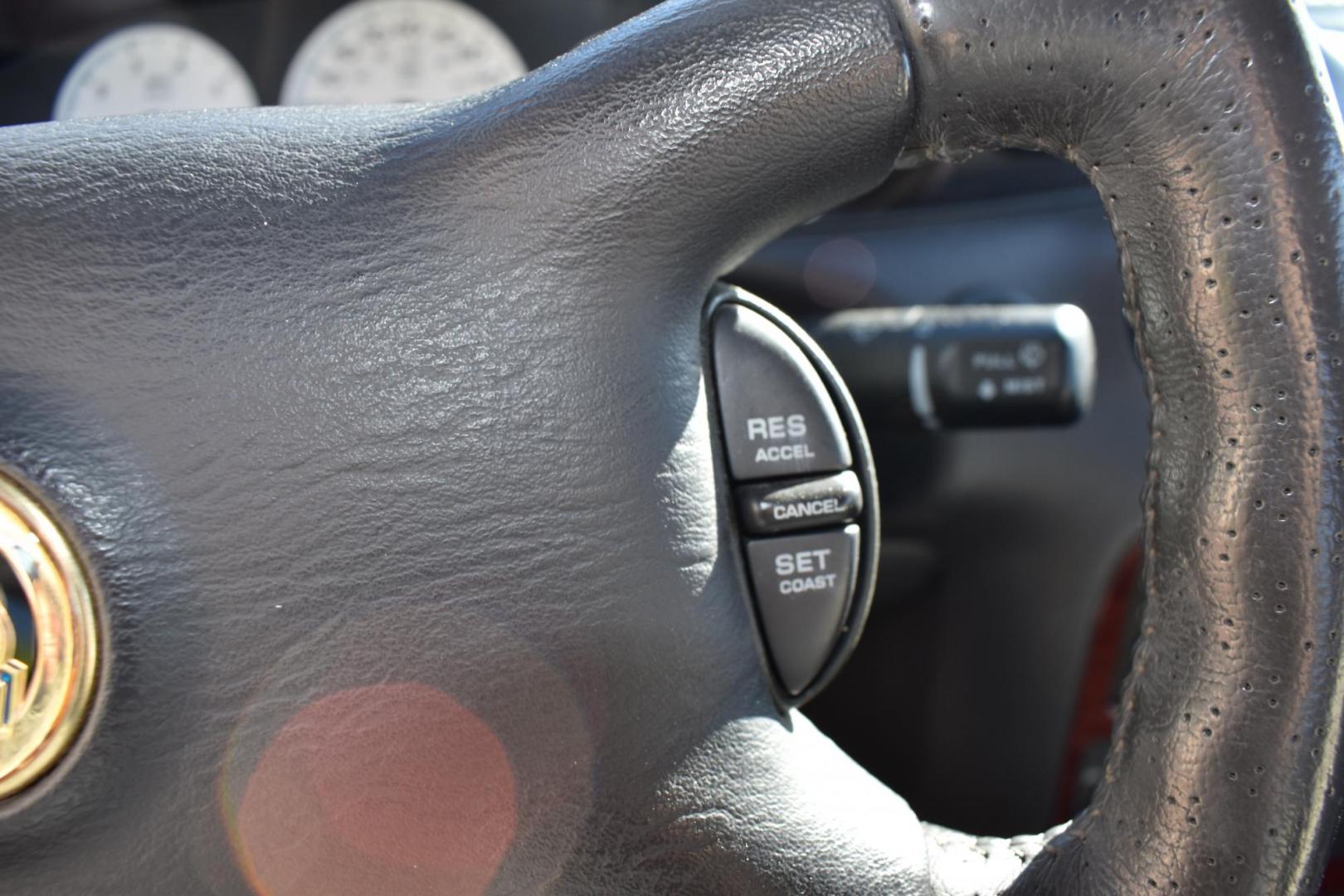 2000 Green /Tan Chrysler Sebring JXi (3C3EL55H7YT) with an 2.5L V6 SOHC 24V engine, 4-Speed Automatic Overdrive transmission, located at 5925 E. BELKNAP ST., HALTOM CITY, TX, 76117, (817) 834-4222, 32.803799, -97.259003 - Buying a 2000 Chrysler Sebring Limited can have several benefits, especially if you're looking for an affordable and stylish used car. Here are some key advantages: Affordability: The 2000 Sebring is typically available at a low price point, making it accessible for budget-conscious buyers. St - Photo#9