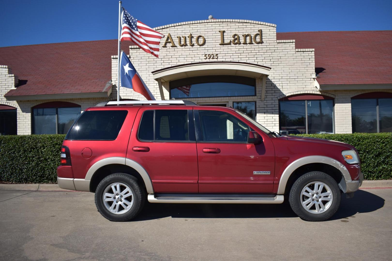 2007 Red /Tan Ford Explorer Eddie Bauer 4.0L 2WD (1FMEU64E37U) with an 4.0L V6 SOHC 16V engine, 5-Speed Automatic Overdrive transmission, located at 5925 E. BELKNAP ST., HALTOM CITY, TX, 76117, (817) 834-4222, 32.803799, -97.259003 - Buying a 2007 Ford Explorer Eddie Bauer 4.0L 2WD can be appealing for several reasons, depending on what you're looking for in a vehicle. Here's a breakdown of why this model might be a good choice for you: 1. Affordable Price for a Full-Size SUV The 2007 Ford Explorer, especially the Eddie Baue - Photo#3