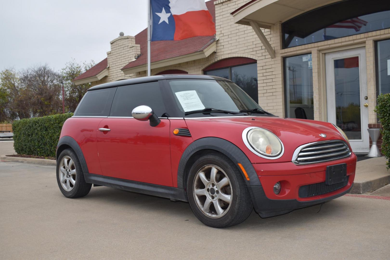 2010 Red /Black Mini Cooper Base (WMWMF3C58AT) with an 1.6L L4 DOHC 16V engine, 6 Speed AUTOMATIC transmission, located at 5925 E. BELKNAP ST., HALTOM CITY, TX, 76117, (817) 834-4222, 32.803799, -97.259003 - Photo#4